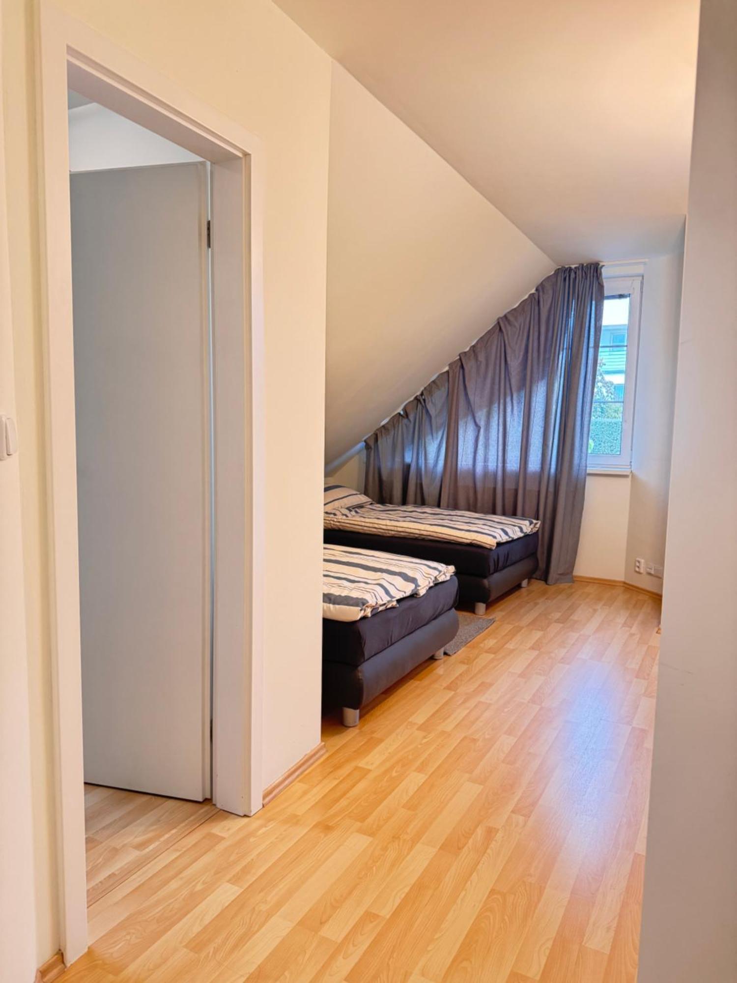 Diamondvilla, 4 Bedroom Apartment, Garden & Spa Prag Exteriör bild