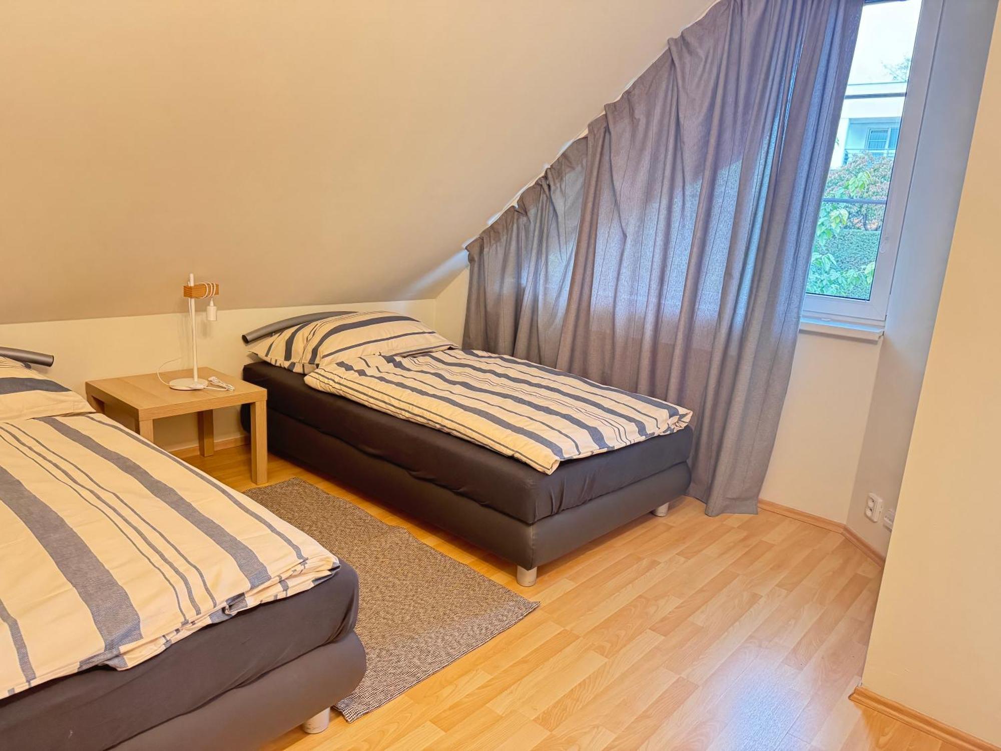 Diamondvilla, 4 Bedroom Apartment, Garden & Spa Prag Exteriör bild