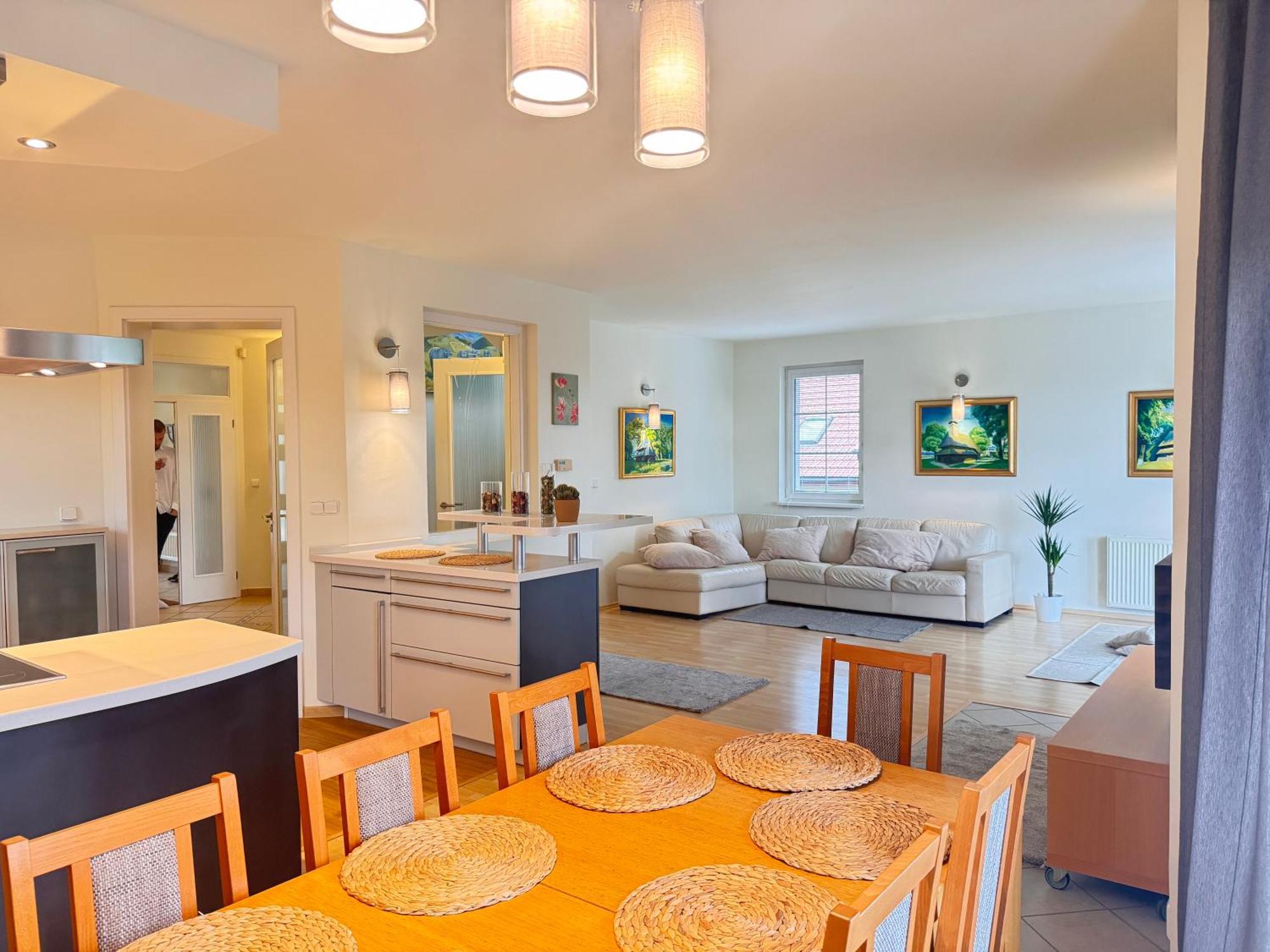 Diamondvilla, 4 Bedroom Apartment, Garden & Spa Prag Exteriör bild