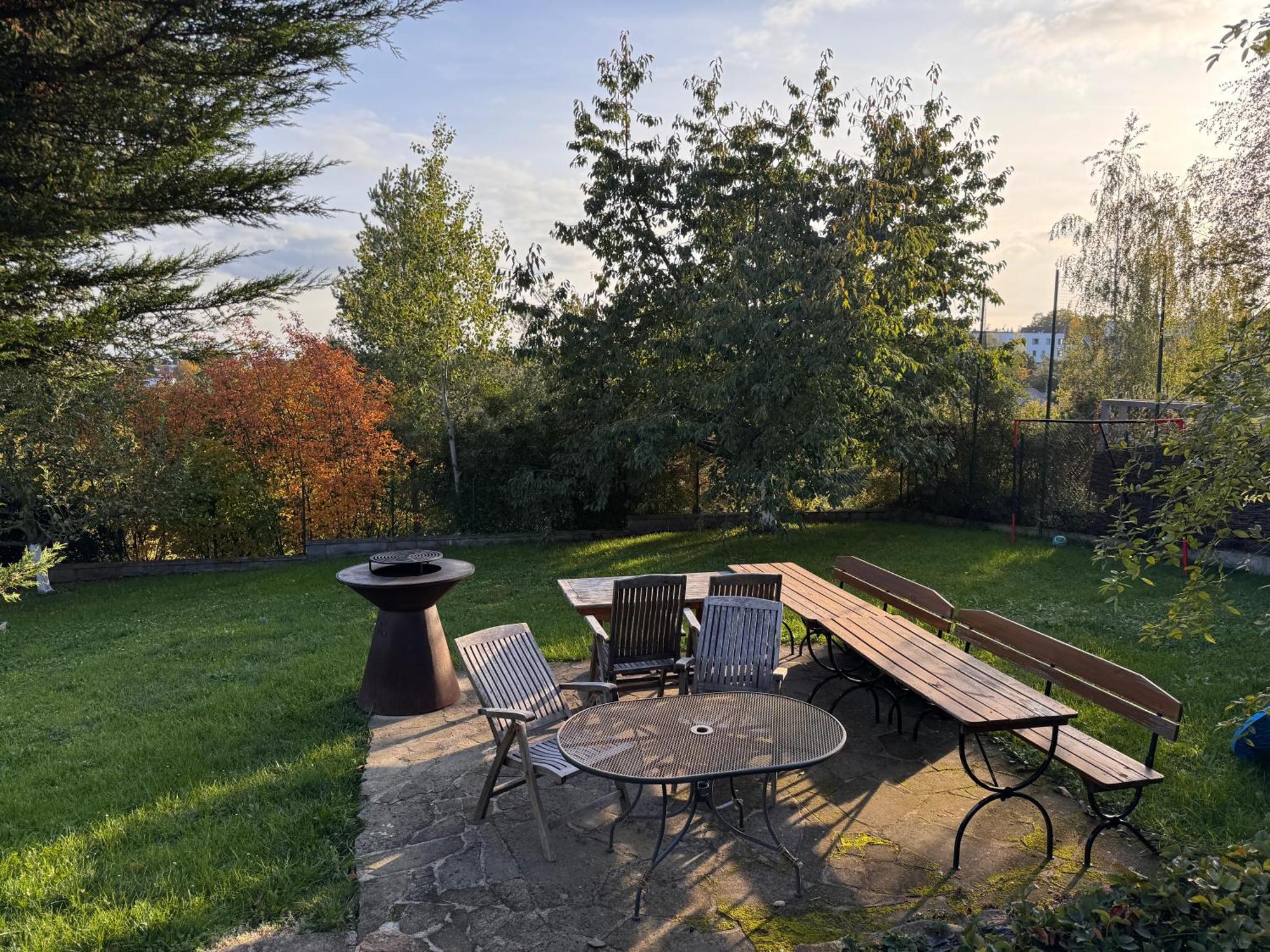 Diamondvilla, 4 Bedroom Apartment, Garden & Spa Prag Exteriör bild