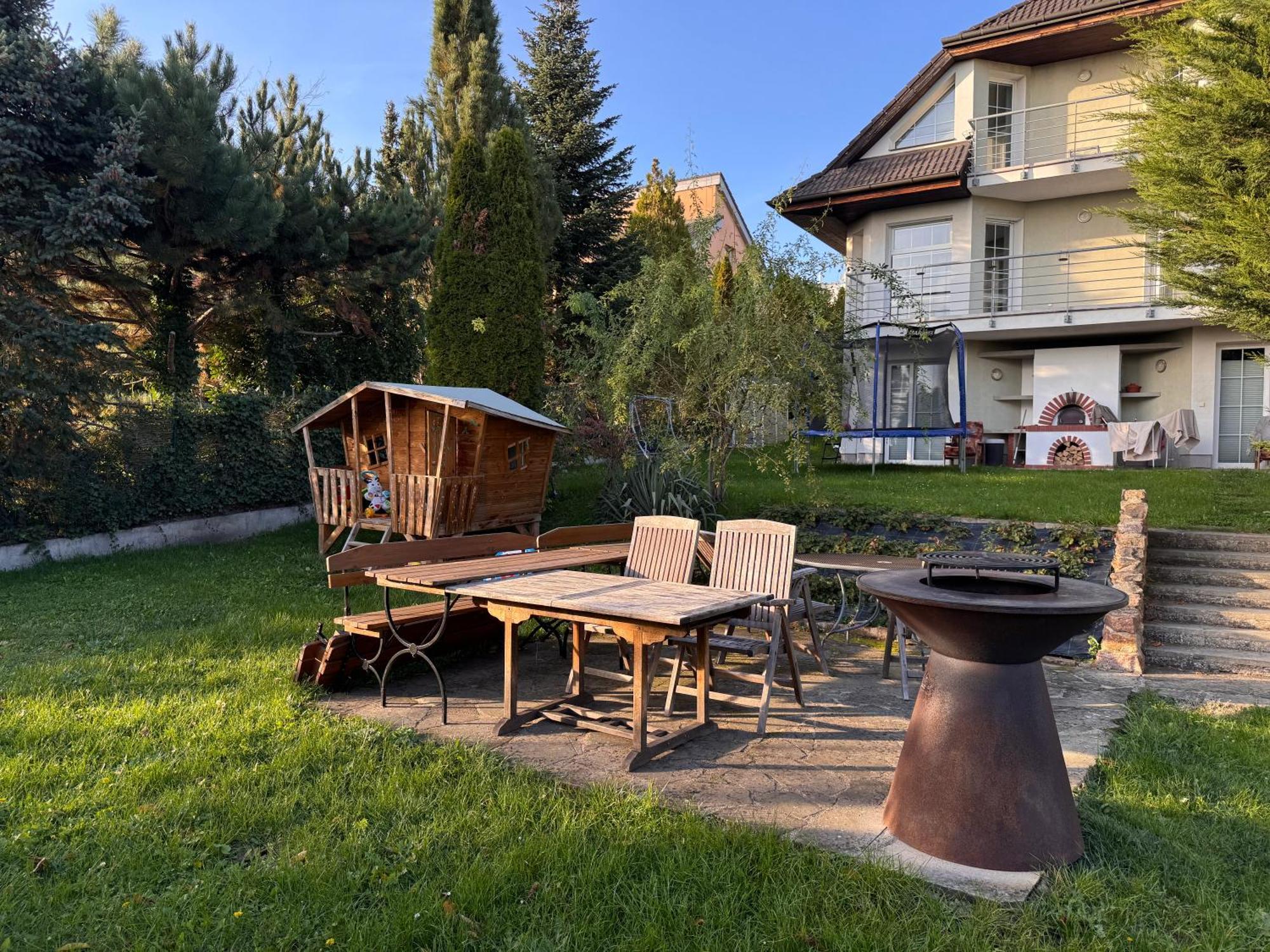 Diamondvilla, 4 Bedroom Apartment, Garden & Spa Prag Exteriör bild