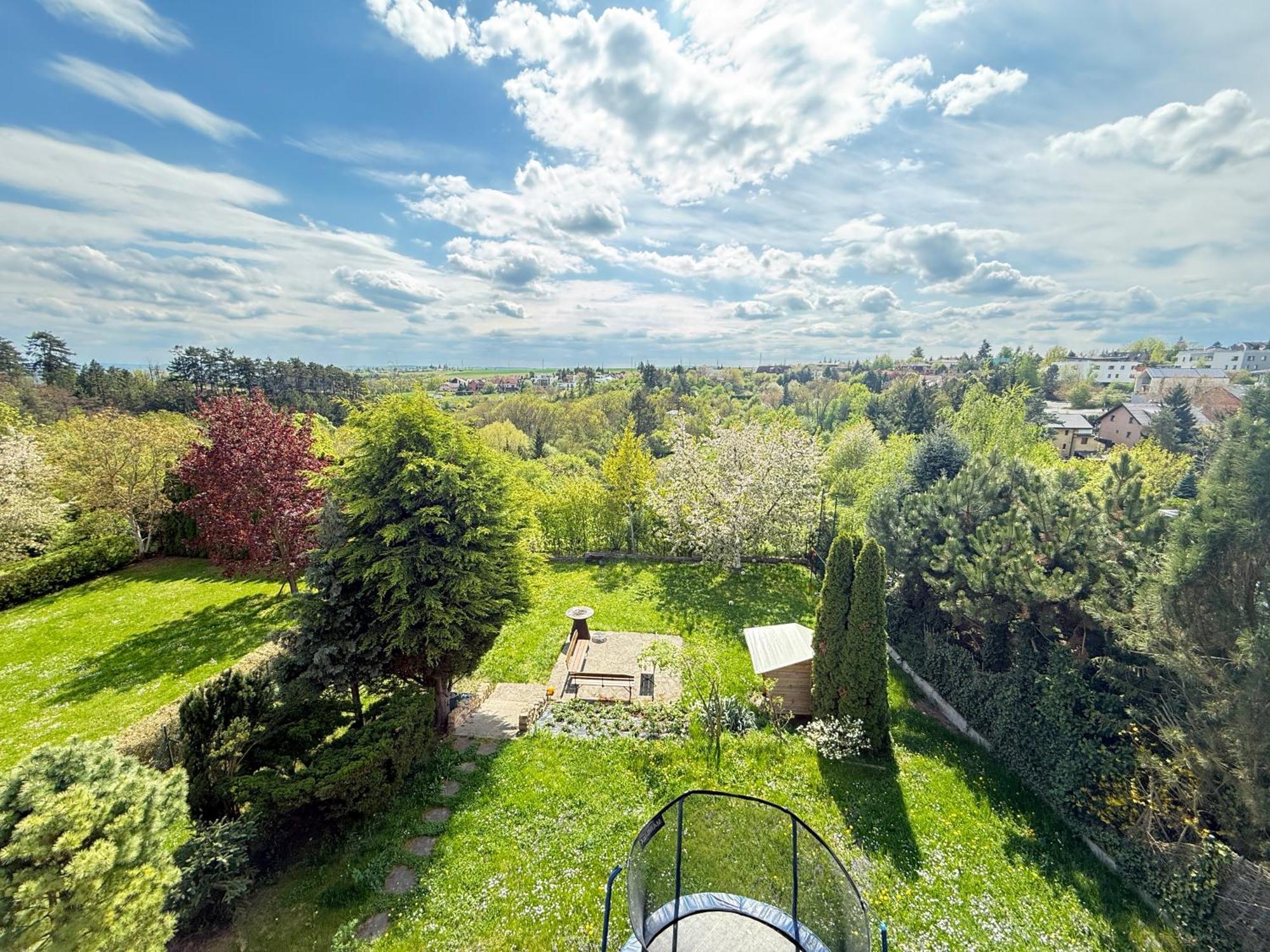 Diamondvilla, 4 Bedroom Apartment, Garden & Spa Prag Exteriör bild